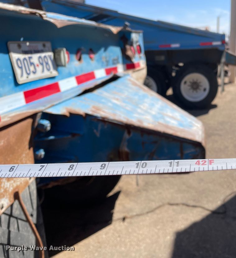 image for item DN0218 1996 Midland  bottom dump trailer