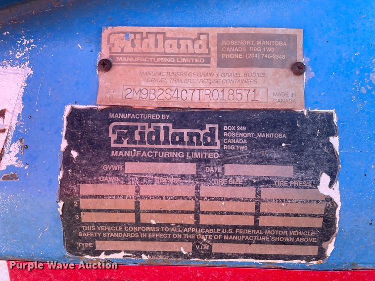 image for item DN0218 1996 Midland  bottom dump trailer