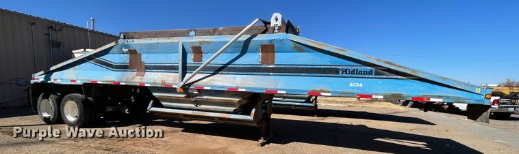 image for item DN0219 1996 Midland  bottom dump trailer