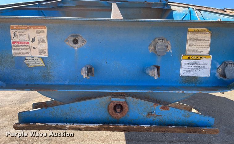 image for item DN0219 1996 Midland  bottom dump trailer