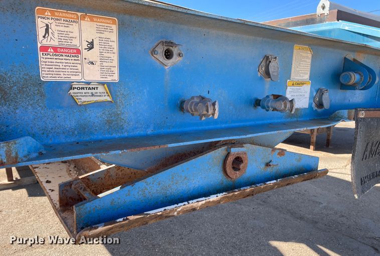 image for item DN0219 1996 Midland  bottom dump trailer