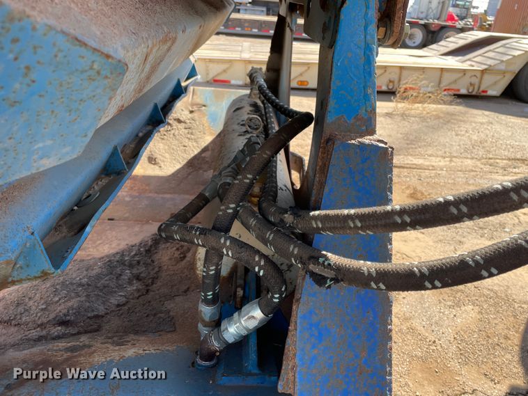 image for item DN0219 1996 Midland  bottom dump trailer