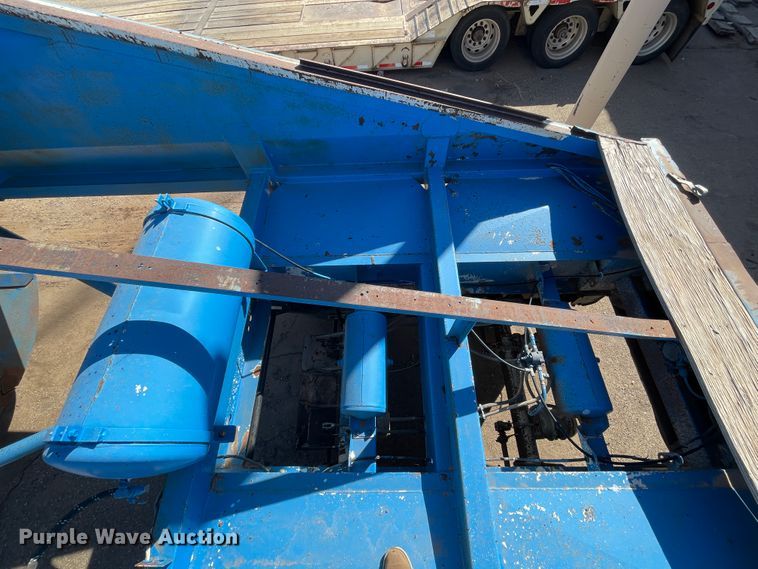 image for item DN0219 1996 Midland  bottom dump trailer