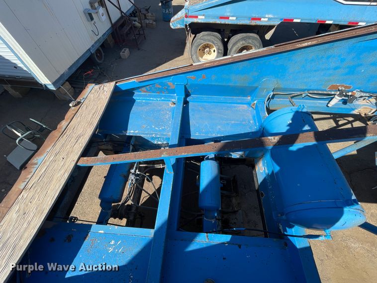 image for item DN0219 1996 Midland  bottom dump trailer