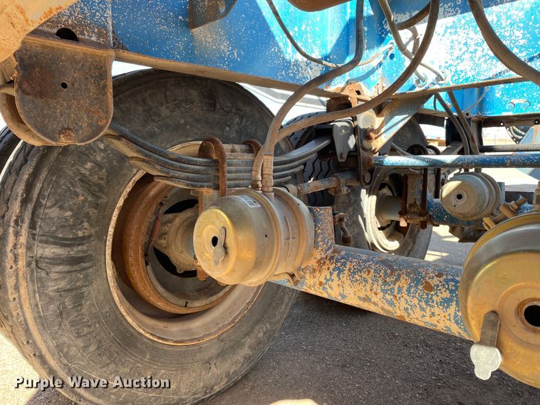 image for item DN0219 1996 Midland  bottom dump trailer