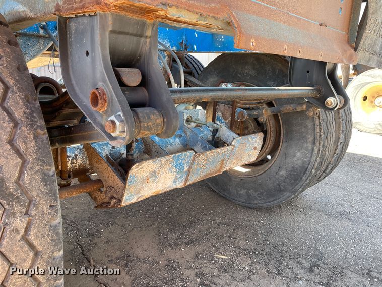 image for item DN0219 1996 Midland  bottom dump trailer