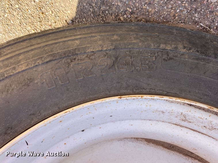 image for item DN0219 1996 Midland  bottom dump trailer