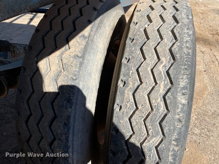 image for item DN0219 1996 Midland  bottom dump trailer