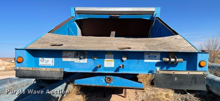 image for item DN0221 2001 Midland MG40MC2000  bottom dump trailer