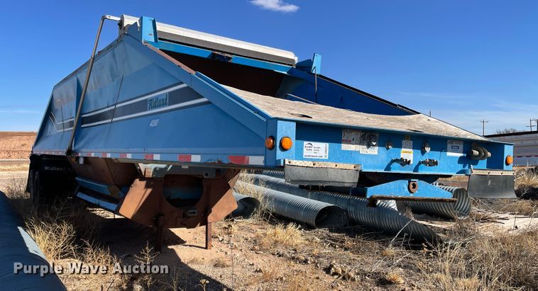 image for item DN0221 2001 Midland MG40MC2000  bottom dump trailer