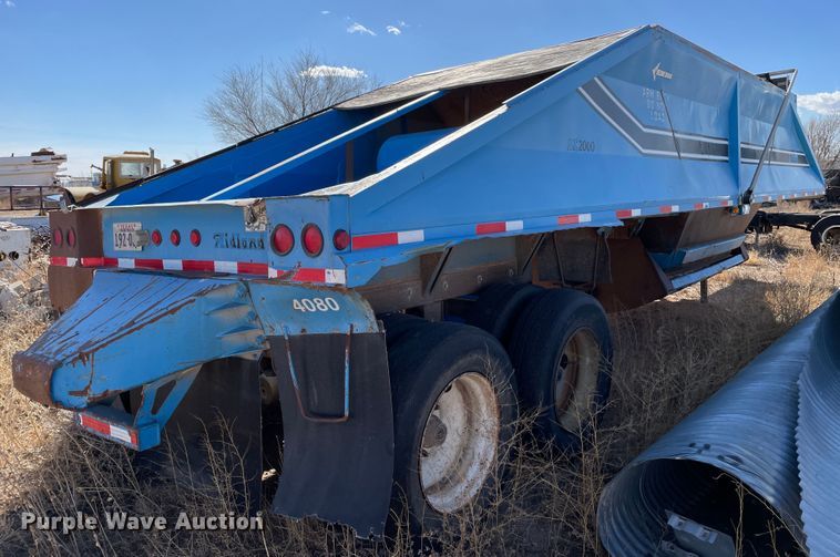 image for item DN0221 2001 Midland MG40MC2000  bottom dump trailer