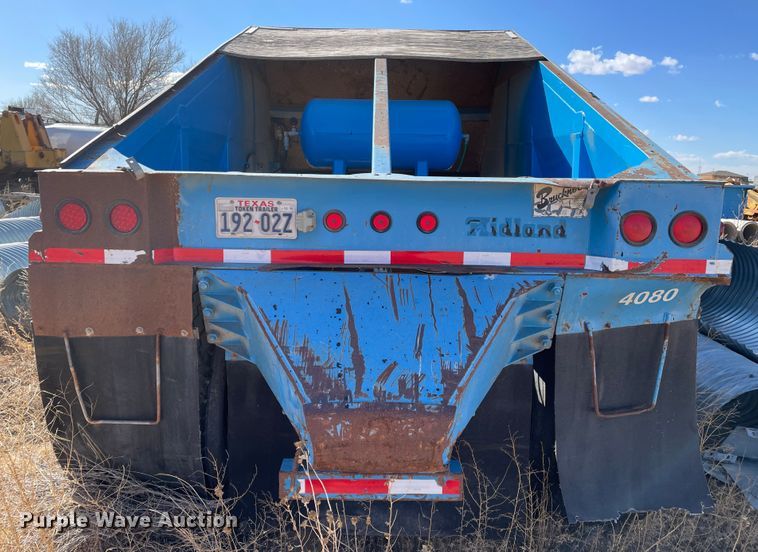 image for item DN0221 2001 Midland MG40MC2000  bottom dump trailer