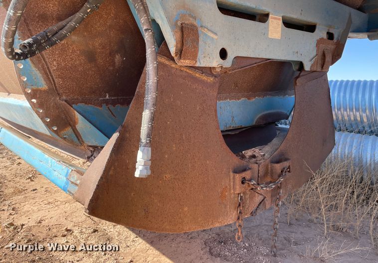 image for item DN0221 2001 Midland MG40MC2000  bottom dump trailer