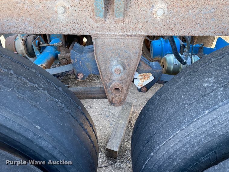 image for item DN0221 2001 Midland MG40MC2000  bottom dump trailer