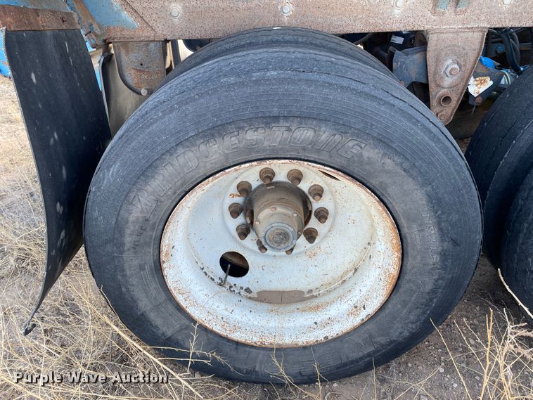 image for item DN0221 2001 Midland MG40MC2000  bottom dump trailer