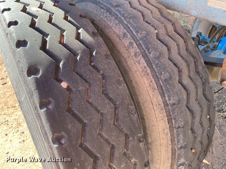 image for item DN0222 2001 Midland MG40MC2000  bottom dump trailer