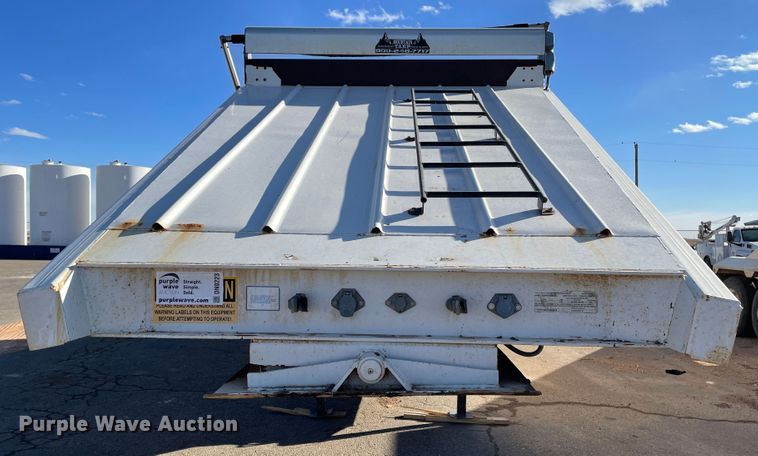 image for item DN0223 2012 CTS BDT-40  bottom dump trailer