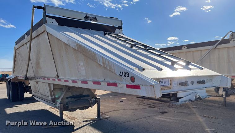 image for item DN0223 2012 CTS BDT-40  bottom dump trailer