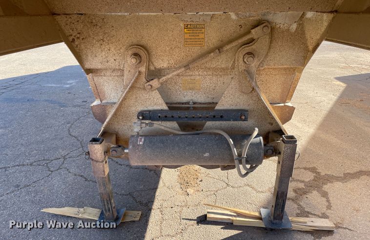 image for item DN0223 2012 CTS BDT-40  bottom dump trailer