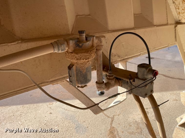 image for item DN0223 2012 CTS BDT-40  bottom dump trailer