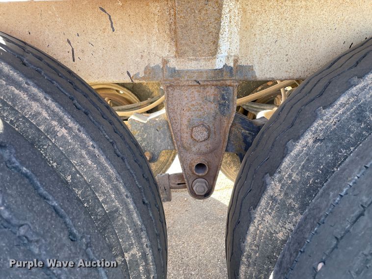 image for item DN0223 2012 CTS BDT-40  bottom dump trailer