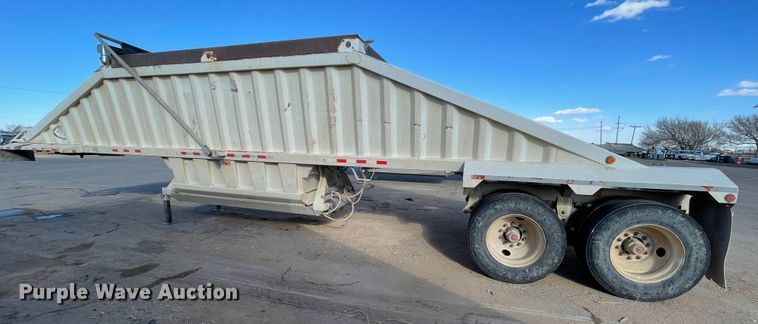 image for item DN0224 2008 CTS BDT-40  bottom dump trailer