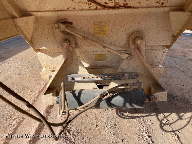 image for item DN0225 2008 CTS BDT-40  bottom dump trailer