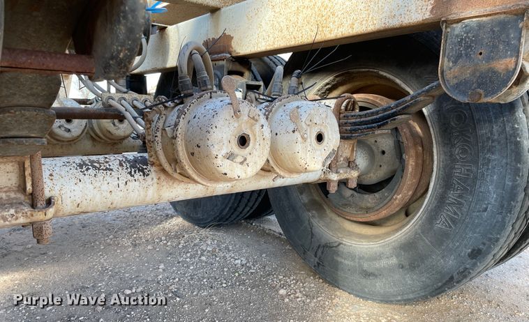 image for item DN0225 2008 CTS BDT-40  bottom dump trailer