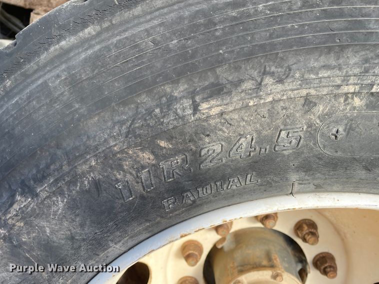 image for item DN0225 2008 CTS BDT-40  bottom dump trailer