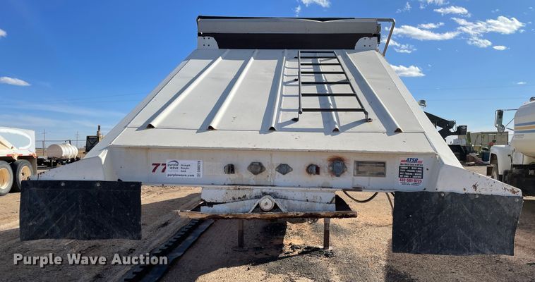 image for item DN0226 2003 CTS  bottom dump trailer