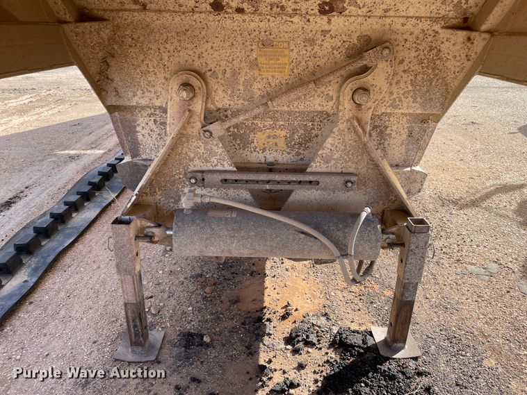 image for item DN0226 2003 CTS  bottom dump trailer