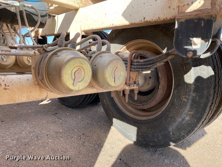 image for item DN0226 2003 CTS  bottom dump trailer