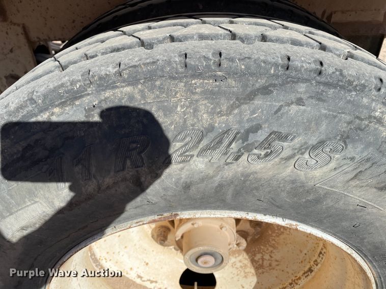 image for item DN0226 2003 CTS  bottom dump trailer