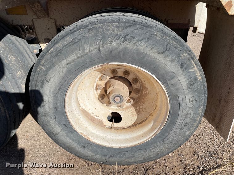 image for item DN0226 2003 CTS  bottom dump trailer