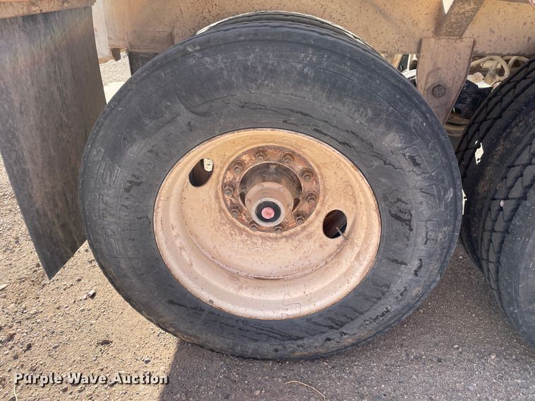 image for item DN0226 2003 CTS  bottom dump trailer