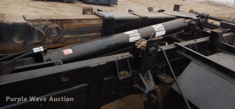 image for item DN7267 2009 GMC C7500  hook lift truck