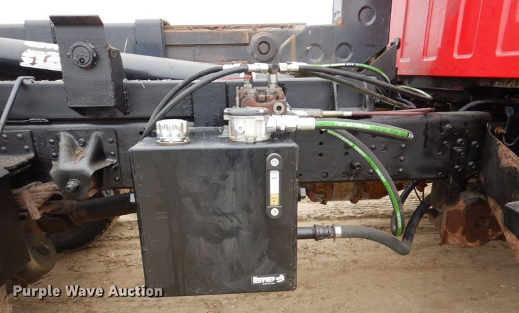 image for item DN7267 2009 GMC C7500  hook lift truck