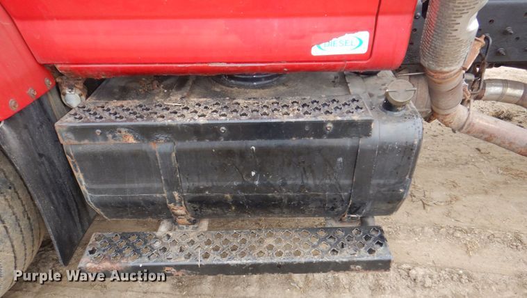 image for item DN7267 2009 GMC C7500  hook lift truck