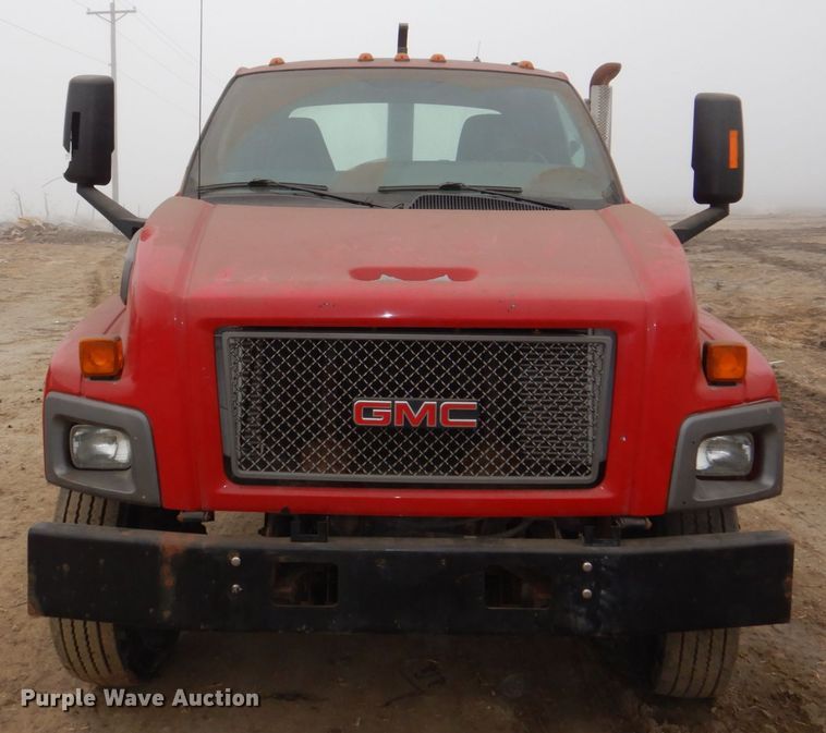 image for item DN7267 2009 GMC C7500  hook lift truck