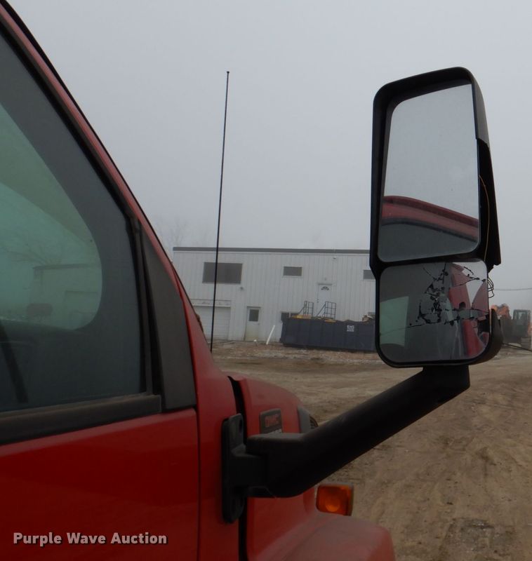 image for item DN7267 2009 GMC C7500  hook lift truck