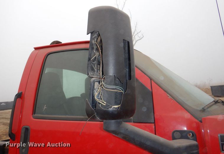 image for item DN7267 2009 GMC C7500  hook lift truck