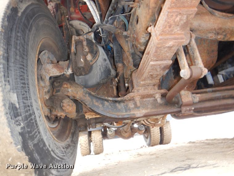 image for item DN7267 2009 GMC C7500  hook lift truck