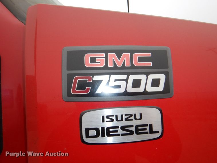 image for item DN7267 2009 GMC C7500  hook lift truck