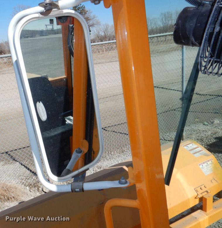 image for item DN7268 LeeBoy Rosco SweepPro A930  broom