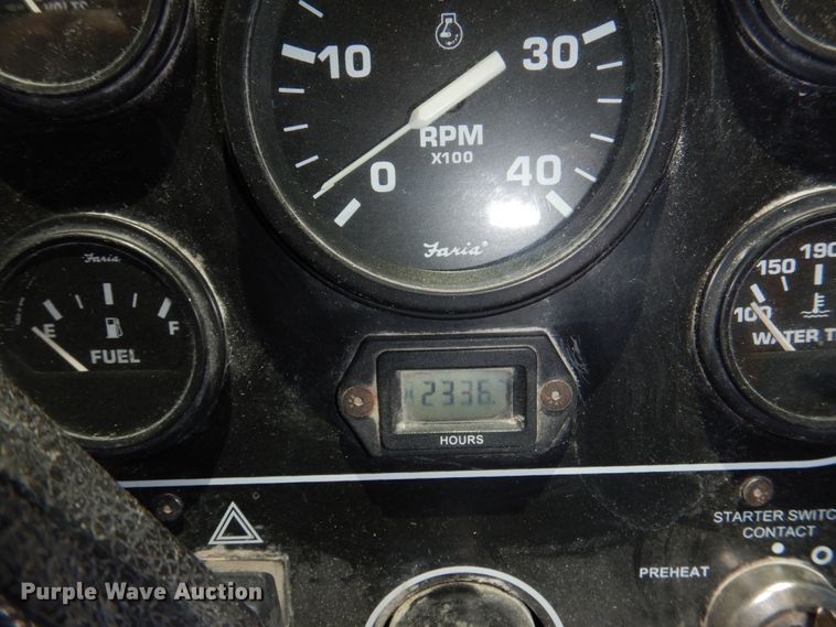 image for item DN7268 LeeBoy Rosco SweepPro A930  broom