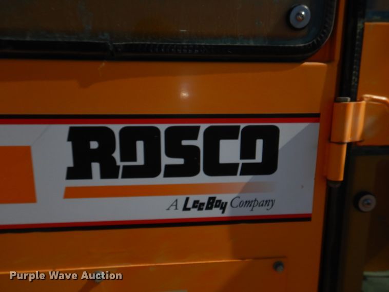 image for item DN7268 LeeBoy Rosco SweepPro A930  broom