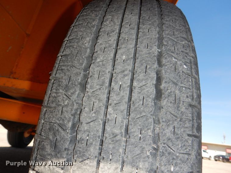 image for item DN7268 LeeBoy Rosco SweepPro A930  broom