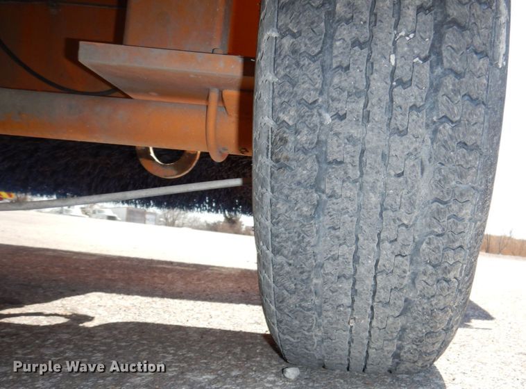 image for item DN7268 LeeBoy Rosco SweepPro A930  broom