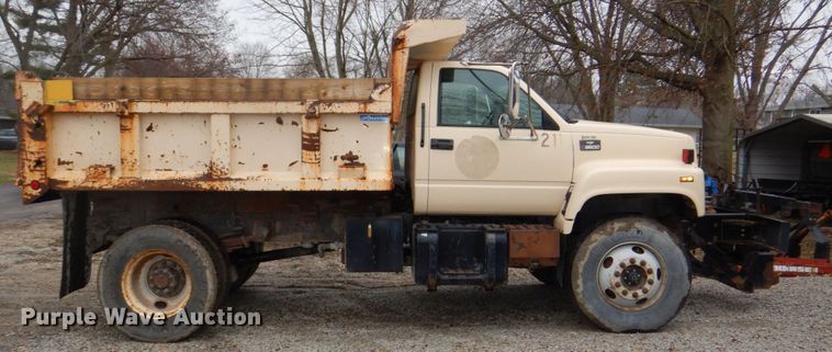 image for item DN7279 1999 Chevrolet C8500  dump truck