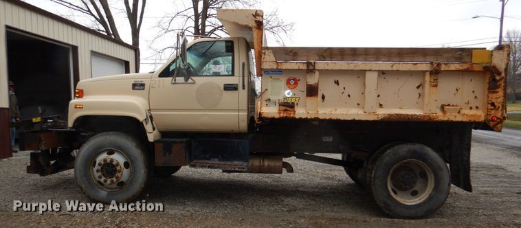 image for item DN7279 1999 Chevrolet C8500  dump truck